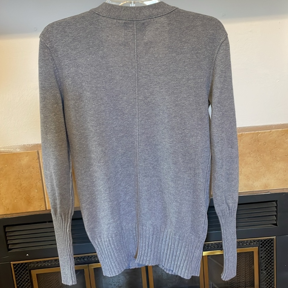 American Eagle Women’s Basic Fitted Grey Cardigan… - image 2